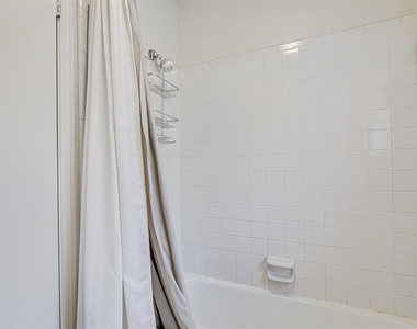 3816 Del Rio Drive - Photo Thumbnail 16