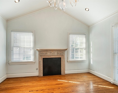 4665 Southern Avenue - Photo Thumbnail 3