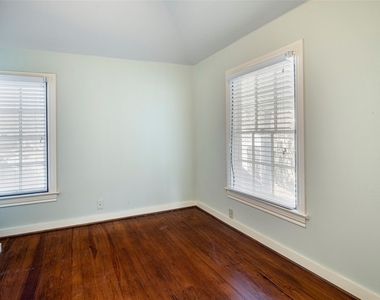 4665 Southern Avenue - Photo Thumbnail 13