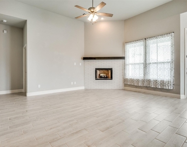 6206 Horizon Drive - Photo Thumbnail 5