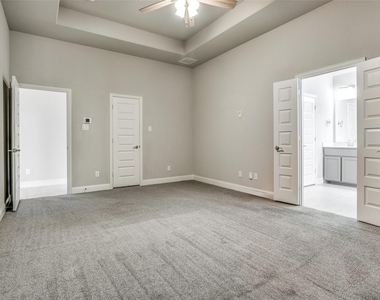 6206 Horizon Drive - Photo Thumbnail 15