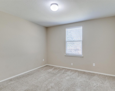 13085 Minnow Way - Photo Thumbnail 10