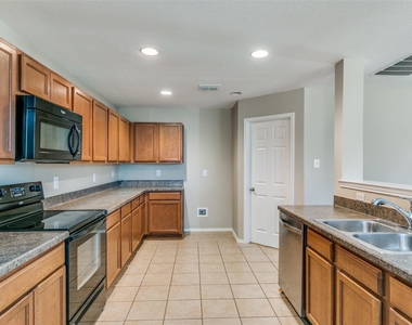 13085 Minnow Way - Photo Thumbnail 7