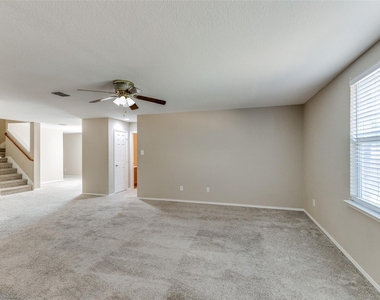 13085 Minnow Way - Photo Thumbnail 8