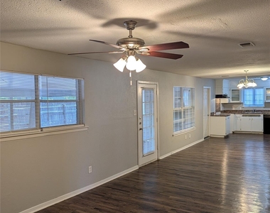 2558 Duringer Road - Photo Thumbnail 9