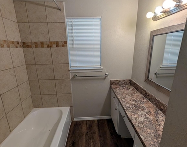 2558 Duringer Road - Photo Thumbnail 20