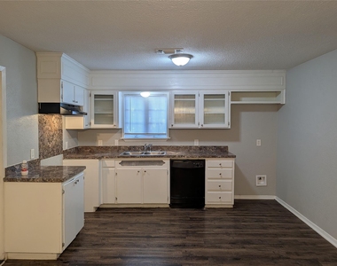 2558 Duringer Road - Photo Thumbnail 11