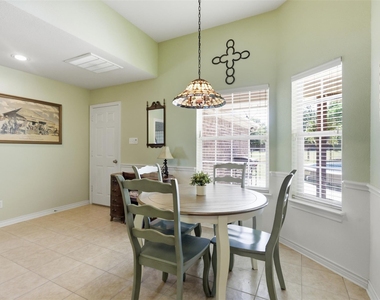 109 Crestwood Lane - Photo Thumbnail 14