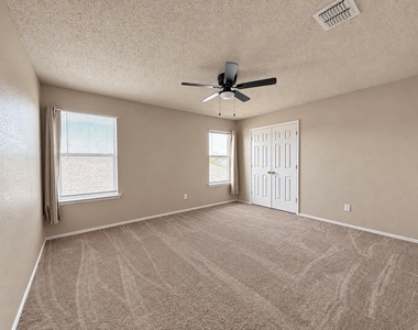 14800 Ledgeview Court - Photo Thumbnail 19