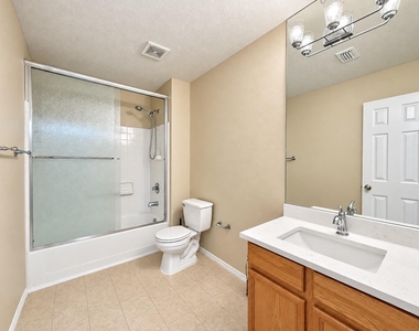 14800 Ledgeview Court - Photo Thumbnail 18