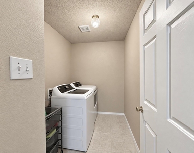 14800 Ledgeview Court - Photo Thumbnail 16