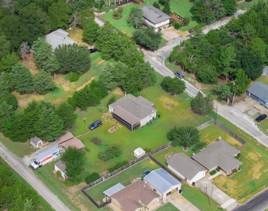 164 Cypress Drive - Photo Thumbnail 4