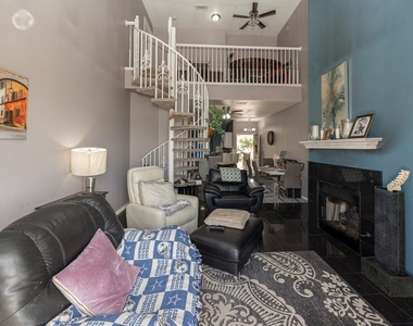 1418 Signal Ridge - Photo Thumbnail 4