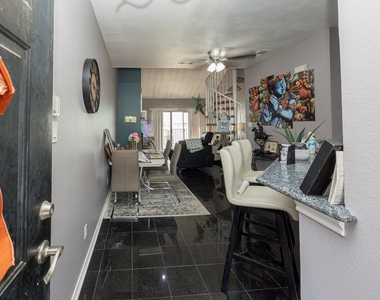 1418 Signal Ridge - Photo Thumbnail 25