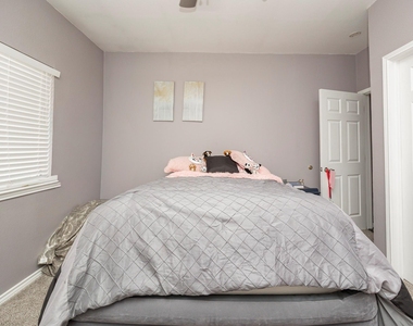 1418 Signal Ridge - Photo Thumbnail 12