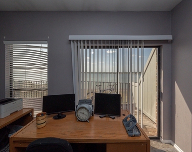 1418 Signal Ridge - Photo Thumbnail 5