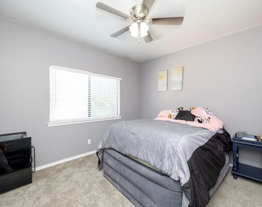 1418 Signal Ridge - Photo Thumbnail 13