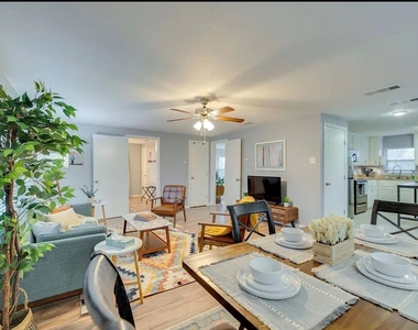 2800 Primrose Avenue - Photo Thumbnail 5