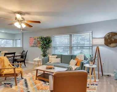 2800 Primrose Avenue - Photo Thumbnail 4