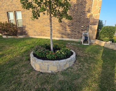 305 Pitt Circle - Photo Thumbnail 29