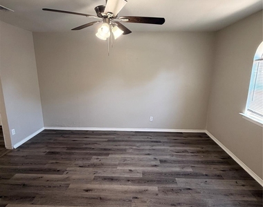2510 S Fielder Road - Photo Thumbnail 3