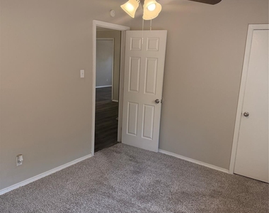 2510 S Fielder Road - Photo Thumbnail 13