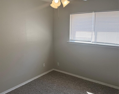 2510 S Fielder Road - Photo Thumbnail 11