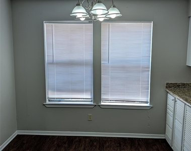 7258 Church Park Drive - Photo Thumbnail 5