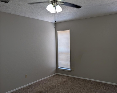 7258 Church Park Drive - Photo Thumbnail 10