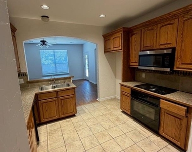 500 Leatherman Drive - Photo Thumbnail 13