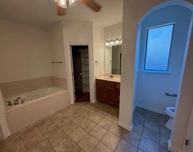 500 Leatherman Drive - Photo Thumbnail 24