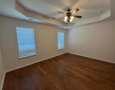 500 Leatherman Drive - Photo Thumbnail 29