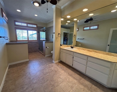 4702 Ranch View Road - Photo Thumbnail 20