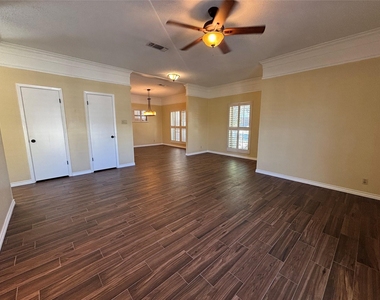 4702 Ranch View Road - Photo Thumbnail 8