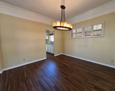 4702 Ranch View Road - Photo Thumbnail 5
