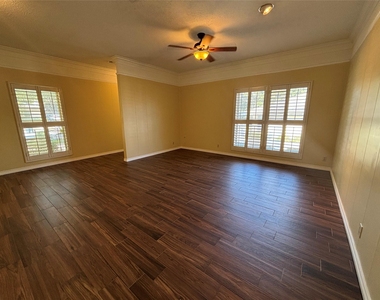 4702 Ranch View Road - Photo Thumbnail 7
