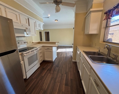 4702 Ranch View Road - Photo Thumbnail 14
