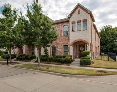 6060 Pisa Lane - Photo Thumbnail 22