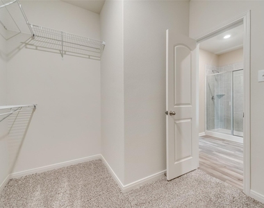 291 Wandering Stream Way - Photo Thumbnail 18