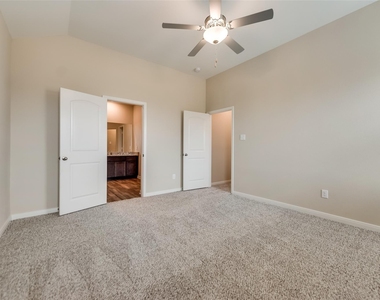291 Wandering Stream Way - Photo Thumbnail 15