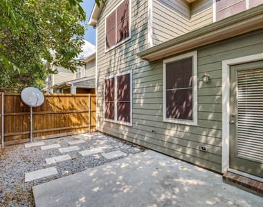 7925 Hannah Street - Photo Thumbnail 23