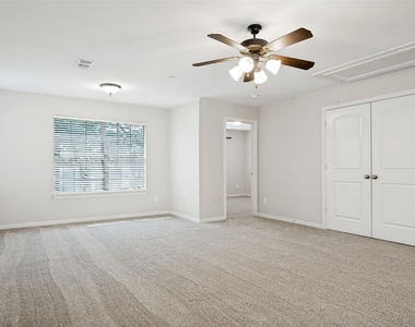 7925 Hannah Street - Photo Thumbnail 20