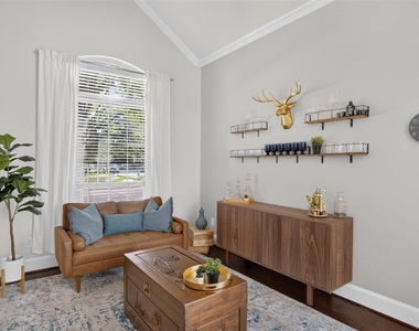 842 Sun Meadow Road - Photo Thumbnail 6