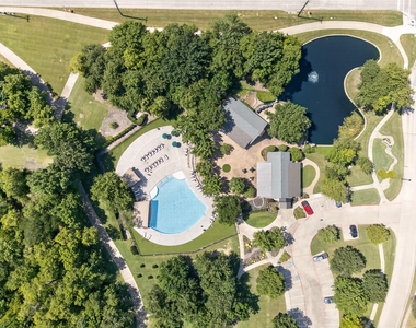842 Sun Meadow Road - Photo Thumbnail 34