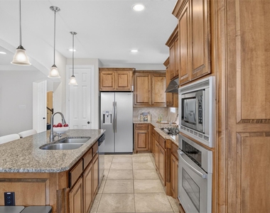 842 Sun Meadow Road - Photo Thumbnail 10