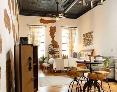115 E Moore Avenue - Photo Thumbnail 8