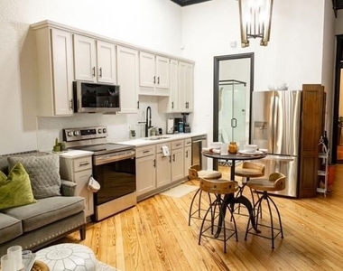 115 E Moore Avenue - Photo Thumbnail 9