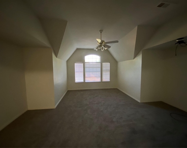 2011 Glen Manor Road - Photo Thumbnail 18