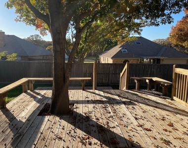 2011 Glen Manor Road - Photo Thumbnail 30