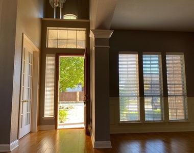 2011 Glen Manor Road - Photo Thumbnail 25